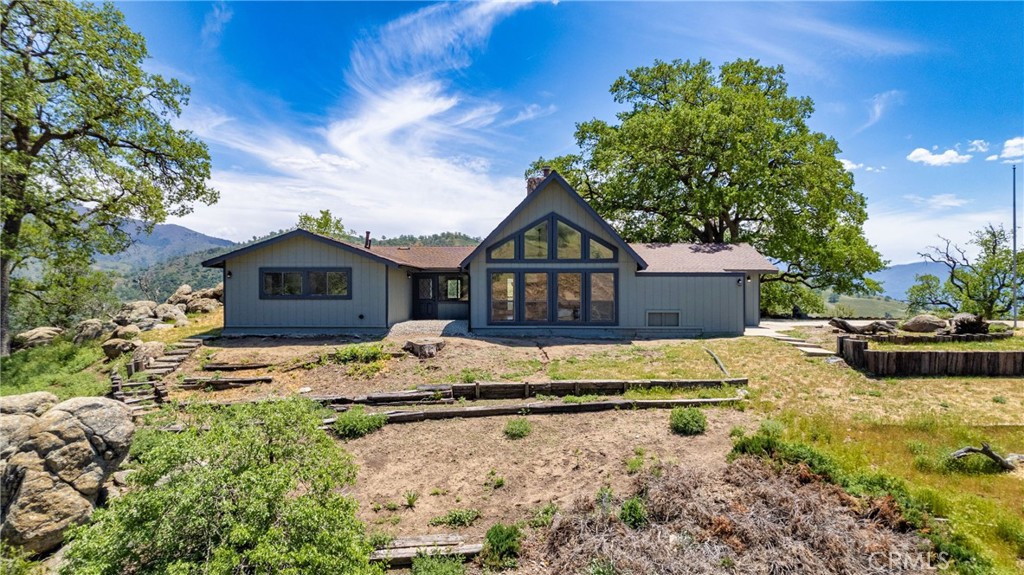 29560 Horsethief Drive, Stallion Springs, CA 93561