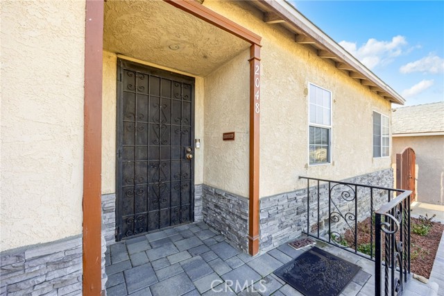 Detail Gallery Image 3 of 37 For 2048 W 109th St, Los Angeles,  CA 90047 - 4 Beds | 2 Baths