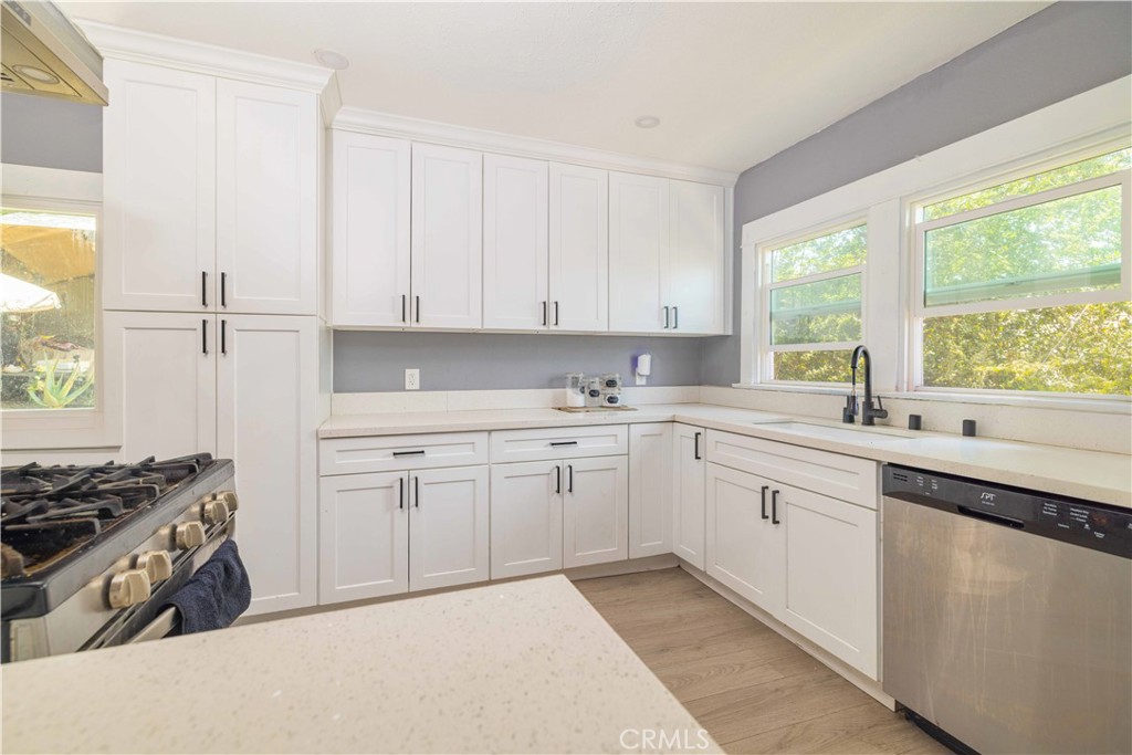328 Vista Place