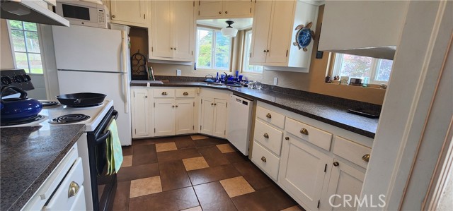 Detail Gallery Image 25 of 45 For 265 Chatham Ln, Cambria,  CA 93428 - 2 Beds | 1 Baths