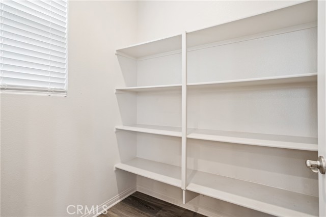 Detail Gallery Image 5 of 30 For 14714 Sherman Way, Van Nuys,  CA 91405 - 4 Beds | 3/1 Baths