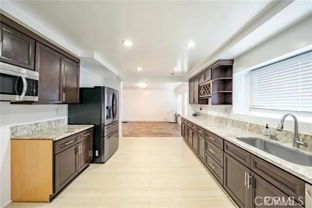 Detail Gallery Image 23 of 51 For 1818 W 81st, Los Angeles,  CA 90047 - 4 Beds | 2 Baths