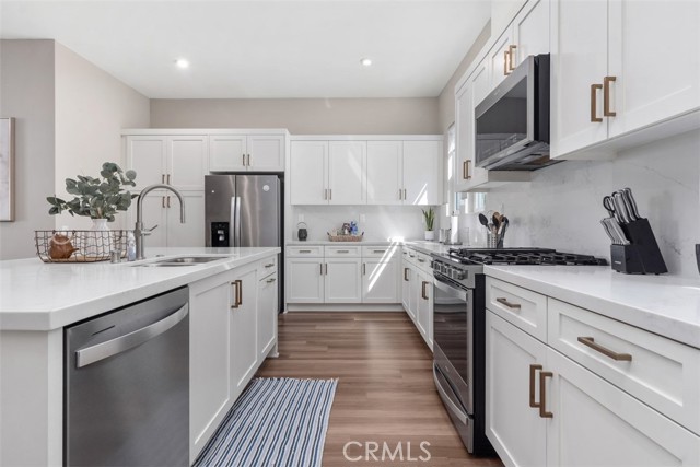 Detail Gallery Image 10 of 32 For 1311 W Cara, Anaheim,  CA 92805 - 3 Beds | 3/1 Baths