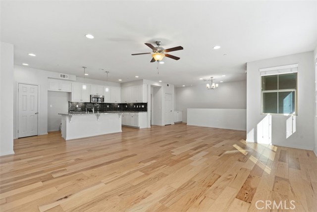 Front Image Thumbnail for CRPW26076868