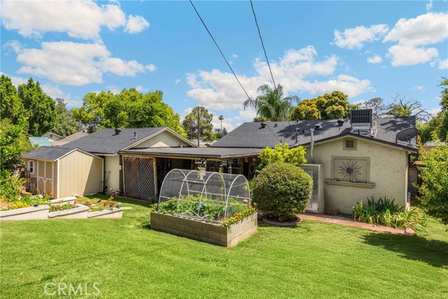 1210 W Marshall Boulevard, San Bernardino CA: https://media.crmls.org/medias/04ea7604-4fc0-4ff9-99a2-402d1abf354a.jpg