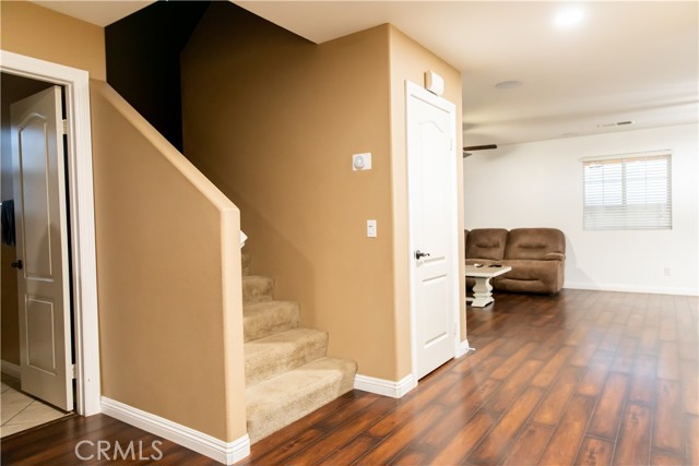 Detail Gallery Image 5 of 34 For 575 Julian Ave, San Jacinto,  CA 92582 - 4 Beds | 2 Baths