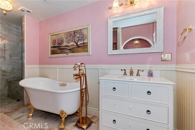 Detail Gallery Image 28 of 49 For 43035 Encino Rd, Big Bear Lake,  CA 92315 - 4 Beds | 3 Baths