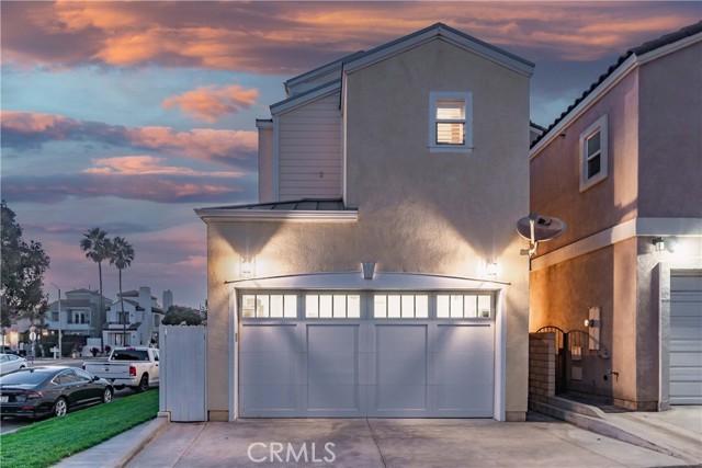 Detail Gallery Image 64 of 66 For 402 22nd St, Huntington Beach,  CA 92648 - 3 Beds | 3/1 Baths