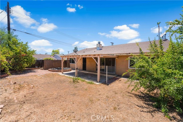 9946 Ruffner Avenue, North Hills CA: https://media.crmls.org/medias/04ebd34d-1c03-4ab1-a709-c2f3199b79b3.jpg