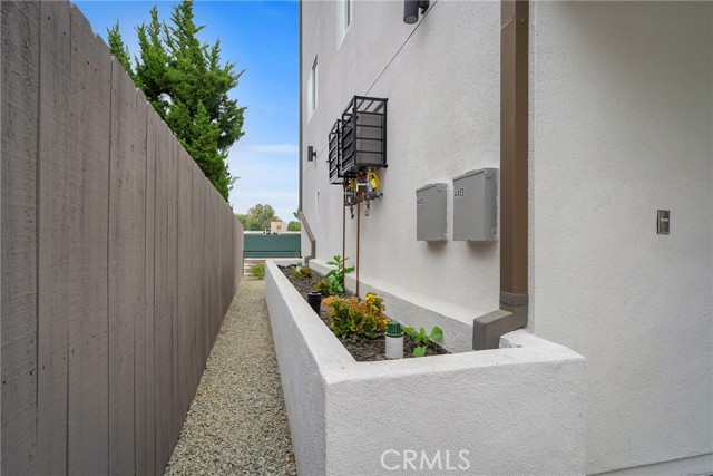 Detail Gallery Image 38 of 67 For 4453 Colfax Ave, Studio City,  CA 91602 - – Beds | – Baths