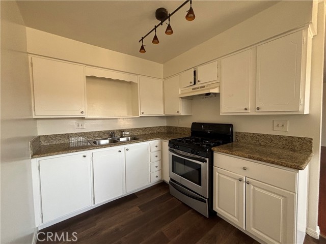 5941 Limonite Avenue, Jurupa Valley CA: https://media.crmls.org/medias/04ed020b-d359-4981-91bb-b41601c3102c.jpg
