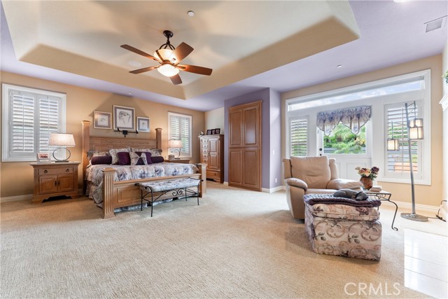 1522 Oakhill Court, Santa Ana CA: https://media.crmls.org/medias/04ed3cbc-deb1-415f-8e61-36e5b86a1a30.jpg