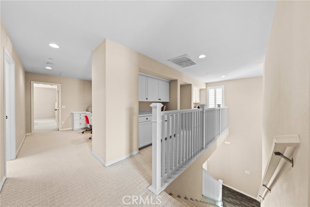 7462 Silver Saddle Court, Eastvale CA: https://media.crmls.org/medias/04edb034-57fc-4794-baa7-7c9dc8d03ca2.jpg