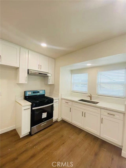 Detail Gallery Image 3 of 13 For 920 W Olive Ave #1,  Monrovia,  CA 91016 - 2 Beds | 1 Baths
