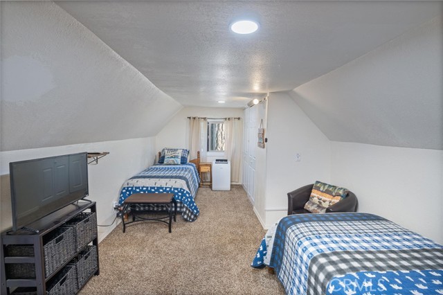 Detail Gallery Image 25 of 48 For 43207 West Sugar Pine Dr, Oakhurst,  CA 93644 - 2 Beds | 1 Baths