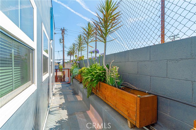 Detail Gallery Image 27 of 47 For 1830 Atlantic, Long Beach,  CA 90806 - – Beds | – Baths