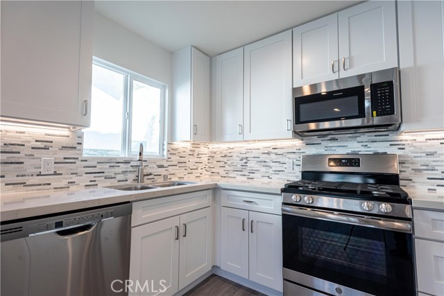28766 Pisces Street, Agoura Hills CA: https://media.crmls.org/medias/04ef0648-58e6-4f39-ae26-b8d883e438b4.jpg