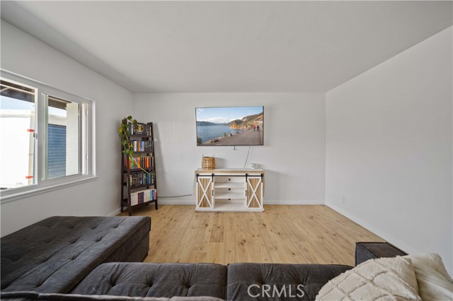 8627 Elizabeth Lake Road, Leona Valley CA: https://media.crmls.org/medias/04ef081c-d161-4d00-a8a3-375b5134de5d.jpg