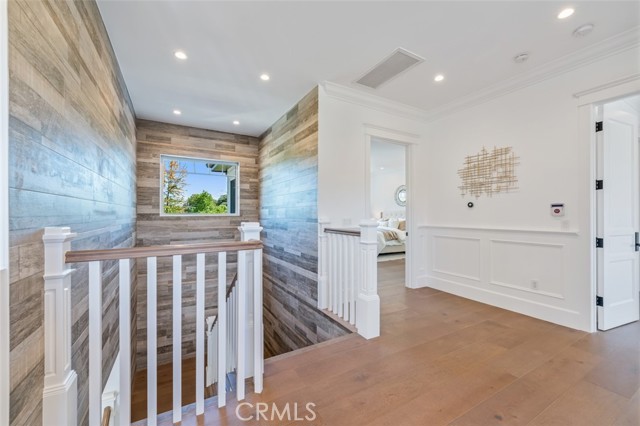 20701 Dumont Street, Woodland Hills CA: https://media.crmls.org/medias/04efe0ad-fc4c-41d7-a5d8-bd961c2e77b6.jpg