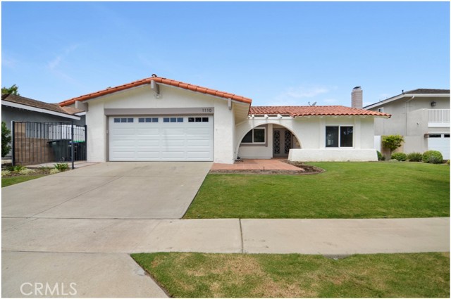 Detail Gallery Image 3 of 31 For 1110 Redding Ave, Costa Mesa,  CA 92626 - 4 Beds | 2 Baths
