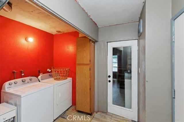 Detail Gallery Image 17 of 31 For 156 S Loretta, Rialto,  CA 92376 - 4 Beds | 2 Baths