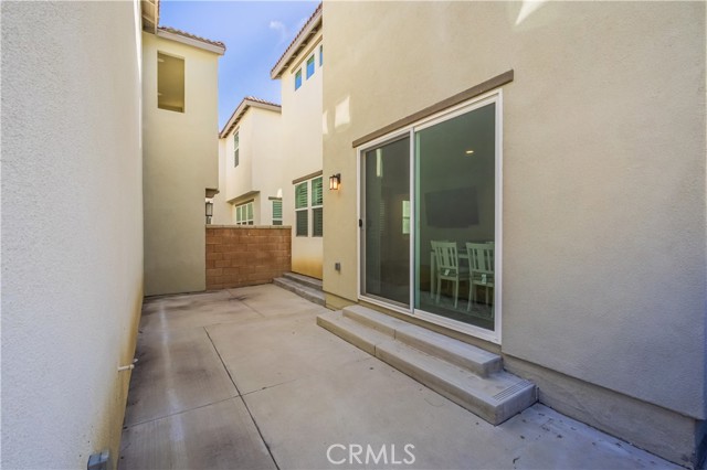 9513 Retreat Place, Rancho Cucamonga CA: https://media.crmls.org/medias/04f1f928-6438-49ef-acb6-94c375c9004e.jpg
