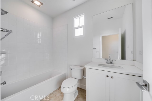 Detail Gallery Image 23 of 35 For 64 Meander, Irvine,  CA 92620 - 3 Beds | 2/1 Baths