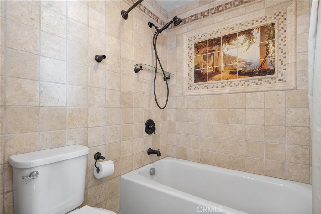 MLS #OC25246046 image #21