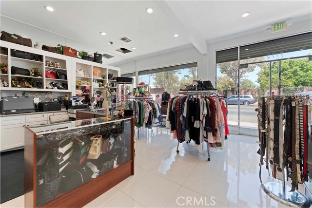 Image 3 for 7172 Melrose Ave, Los Angeles, CA 90046