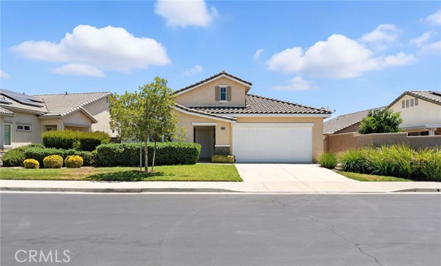 29492 Emberwood Way, Menifee CA: https://media.crmls.org/medias/04f4b641-a8e8-42d8-8992-1cdcde551bc7.jpg