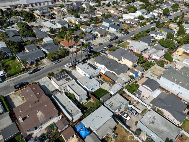 182 E McFarlane Street, Ventura CA: https://media.crmls.org/medias/04f4f868-f57d-438d-b237-8bc49f7e9b1e.jpg