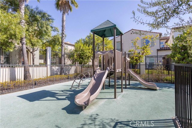 11220 Paseo Sonesta, Porter Ranch CA: https://media.crmls.org/medias/04f5d4de-b430-476f-b9cd-a6977ac974a9.jpg