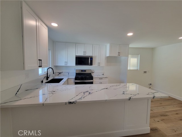 Detail Gallery Image 6 of 23 For 6122 Wilcox, Maywood,  CA 90270 - – Beds | – Baths