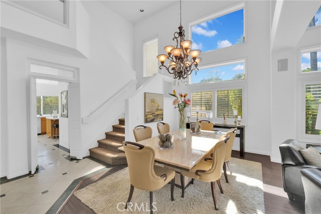 Detail Gallery Image 31 of 62 For 515 Chippendale Ave, Simi Valley,  CA 93065 - 5 Beds | 4 Baths