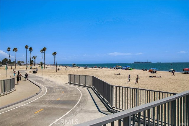 Detail Gallery Image 13 of 27 For 3265 Santa Fe Ave #60,  Long Beach,  CA 90810 - 2 Beds | 1 Baths