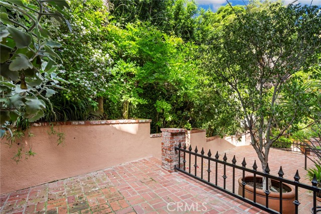 Detail Gallery Image 36 of 45 For 3250 Velma Dr, Los Angeles,  CA 90068 - 3 Beds | 2 Baths