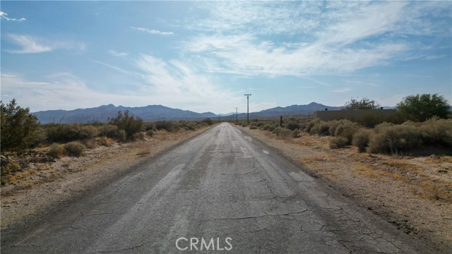 10313 E Lake Road, Cantil, California 93519, ,Land,For Sale,10313 E Lake Road,CRND23186331