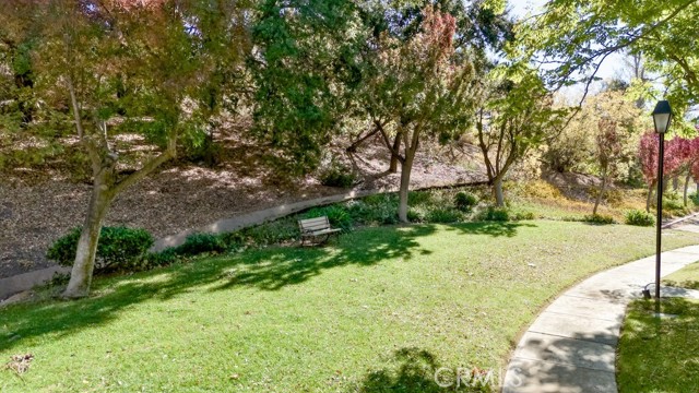 Detail Gallery Image 19 of 28 For 582 via Colinas, Thousand Oaks,  CA 91362 - 2 Beds | 2 Baths