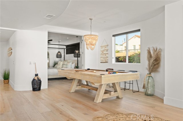 Detail Gallery Image 25 of 67 For 516 S S the Strand, Oceanside,  CA 92054 - 8 Beds | 9 Baths