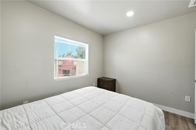 265 W Pershing Court, Covina CA: https://media.crmls.org/medias/04fb7376-26cb-40b1-88c8-a307b3f5f6fa.jpg