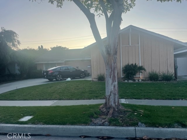 MLS# OC23183943