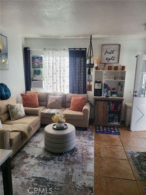 Detail Gallery Image 12 of 17 For 738 W 18th St, San Bernardino,  CA 92405 - – Beds | – Baths