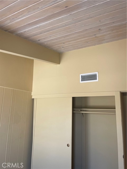 2605 N Kitty Hawk Drive, Palm Springs CA: https://media.crmls.org/medias/04fc1191-bd78-49fb-9682-9df6fe7d0298.jpg