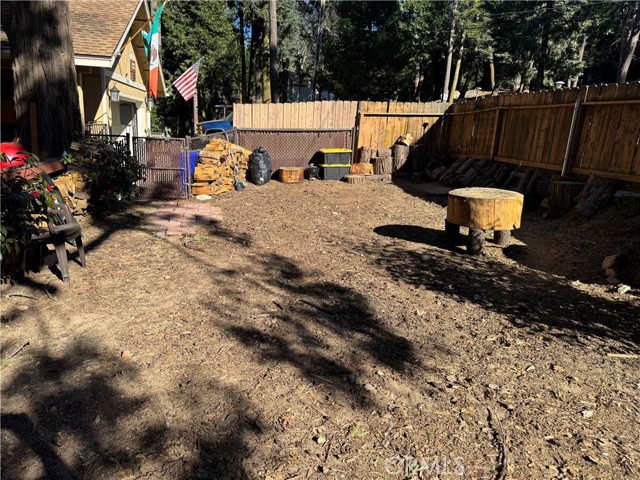 Detail Gallery Image 8 of 25 For 21564 Jobs Peak, Cedarpines Park,  CA 92322 - 3 Beds | 2/1 Baths