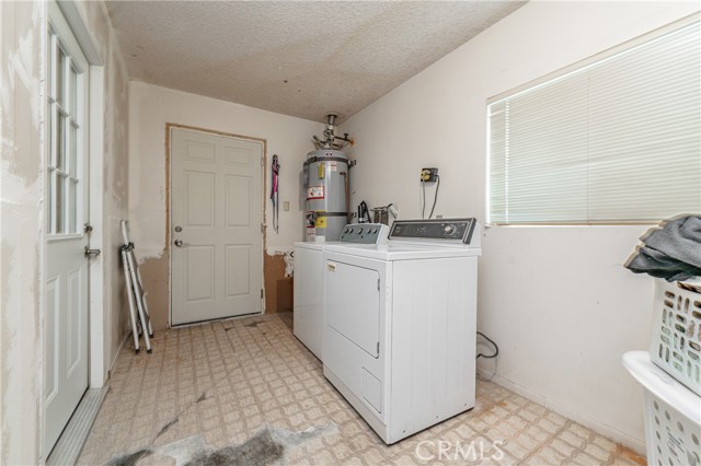 Detail Gallery Image 35 of 53 For 8247 W Avenue D, Lancaster,  CA 93536 - 3 Beds | 2 Baths