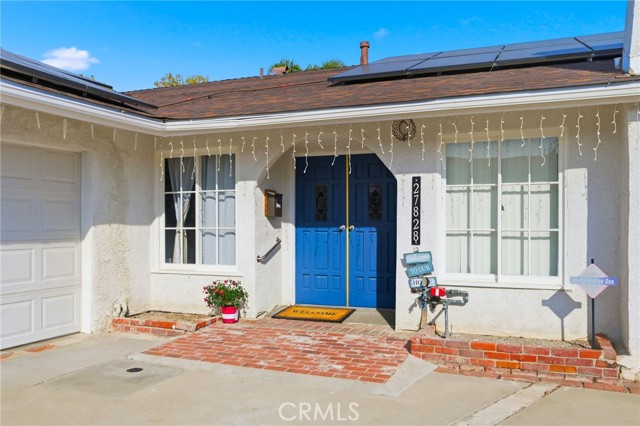 27828 Parkvale, Santa Clarita CA: https://media.crmls.org/medias/04fcdd58-5f37-4302-b1ef-0b8661c2a8cb.jpg