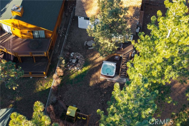 Detail Gallery Image 2 of 18 For 42769 Conifer Dr, Big Bear Lake,  CA 92315 - 4 Beds | 1 Baths