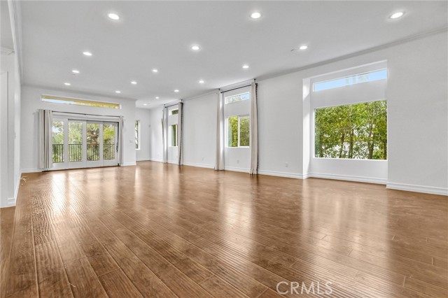 Detail Gallery Image 10 of 30 For 22202 Avenue San Luis, Woodland Hills,  CA 91364 - 3 Beds | 3 Baths