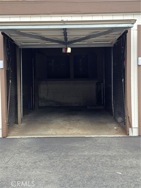 1460 W Foothill Boulevard, Upland CA: https://media.crmls.org/medias/04fe49ac-822d-49d4-bd48-a9d8ab00ac1e.jpg