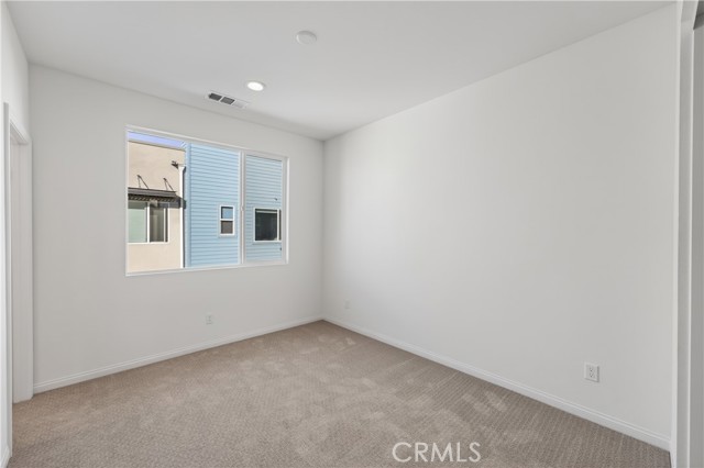 Detail Gallery Image 28 of 39 For 1093 N Harbor Bld, Anaheim,  CA 92801 - 3 Beds | 3 Baths